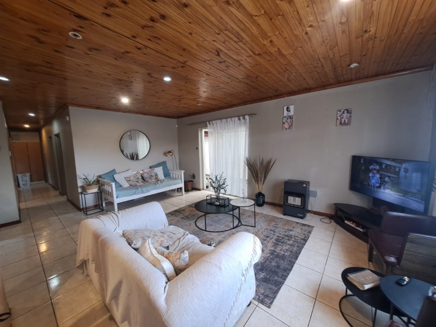 3 Bedroom Property for Sale in Ottery Western Cape